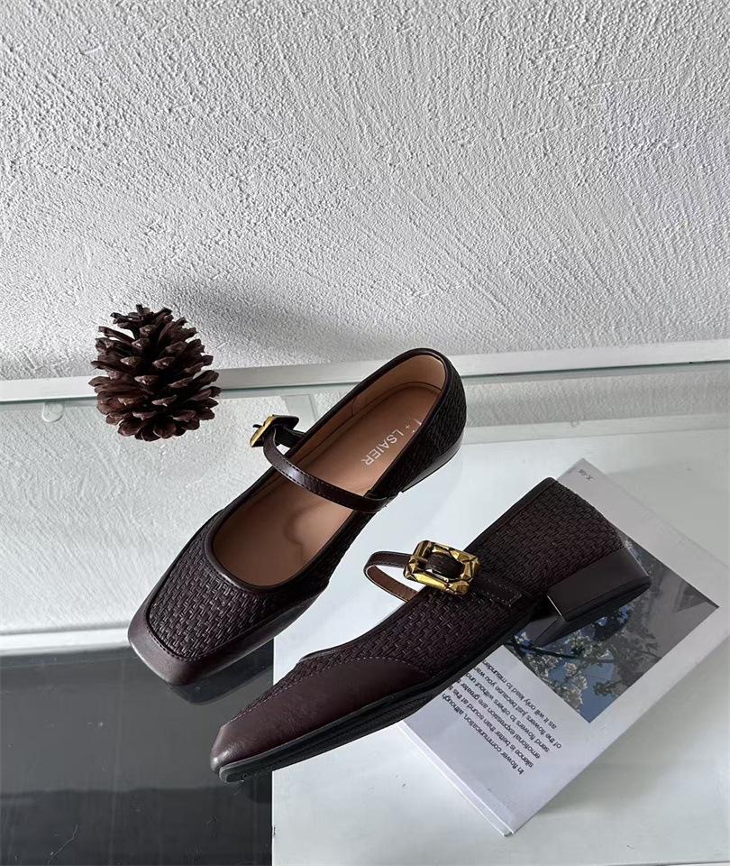 

French woven word belt Mary Jane 2025 new autumn splicing square head thick heel women s shoes fashion shoes 39 темно-коричневого