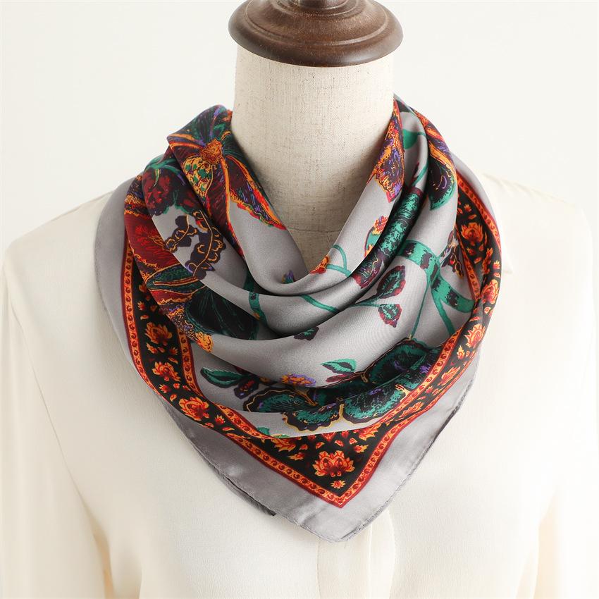 New Retro Flower Silk Scarf Sunscreen Shawl Romantic Flower Scarf Simulation Silk 71cm Square Scarf Professional Scarf Women
