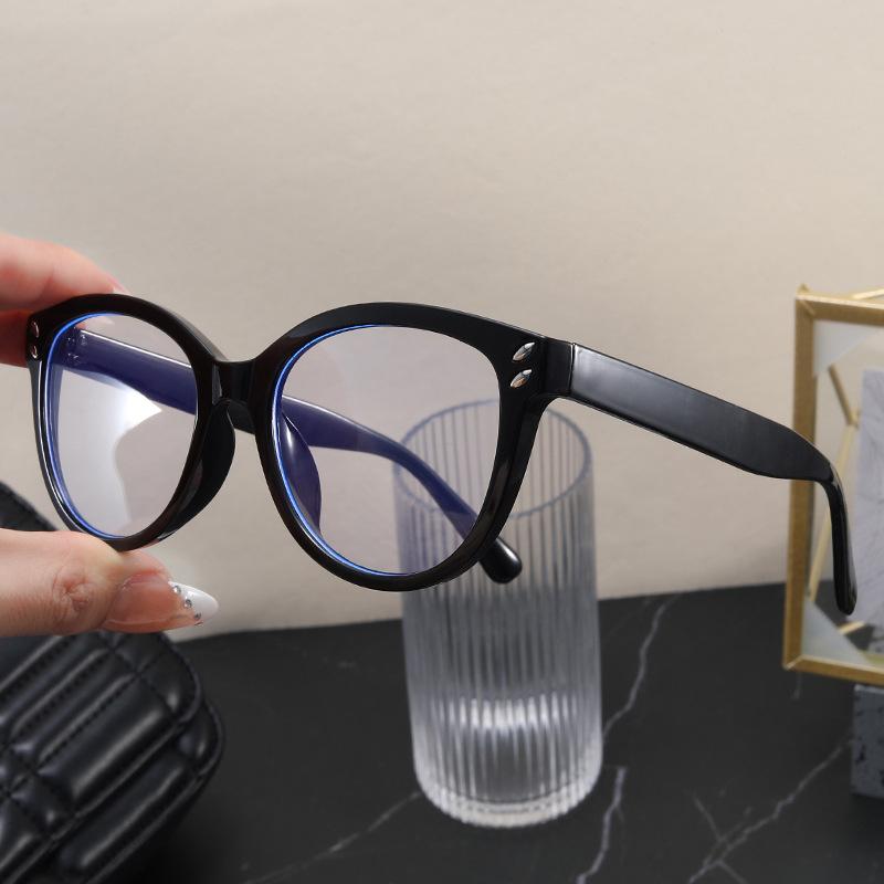 Korean Style Woman Glasses Rivets Decoration Round Shape Men Glasses Frame Vintage Blue Light Blocking Computer Glass
