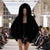 Abrigo con Capucha de Piel Sintética para Mujer 2025 Invierno Grueso Cálido Ropa de Abrigo Estilo Chic Urbano
