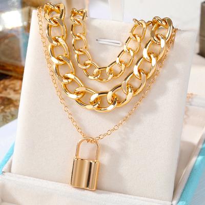 2023 New Luxury Necklace Women Charm Temperament Versatile Necklace Personality Lock Pendant Necklace Thick Chain Three Piece Women's Necklace