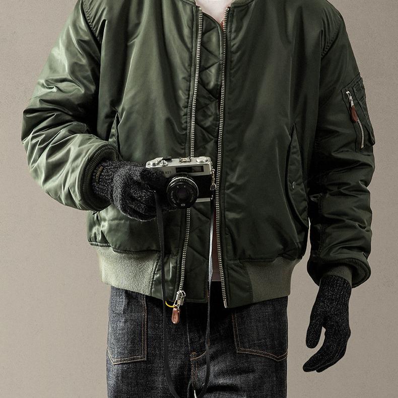 Knitted gloves for men and women autumn and winter warm for outdoor cycling windproof and cold proof touch screen woolen gloves