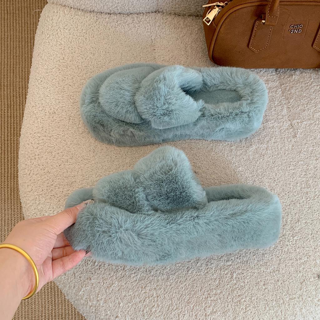 Popular Internet celebrity black French thick-soled fluffy slippers women's 2025 new autumn and winter outer wear with skirt soft-soled cotton mop