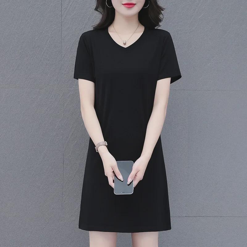 Mid-length 2024 Summer T-Shirt Dress - Loose, Slim, Round Neck, Age-Defying, Short-Sleeved Trend for Middle-Aged Women