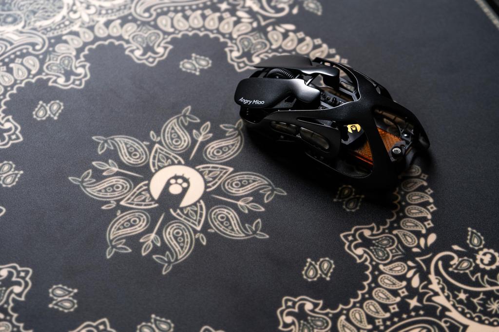 Herní myš Angry Miao Infinity 49g z hořčíkové slitiny s oboustranným úchopem Claw a Claw, 8kHz polling, senzor PAW3950HS, japonská myš, 2,4g bezdrátová,