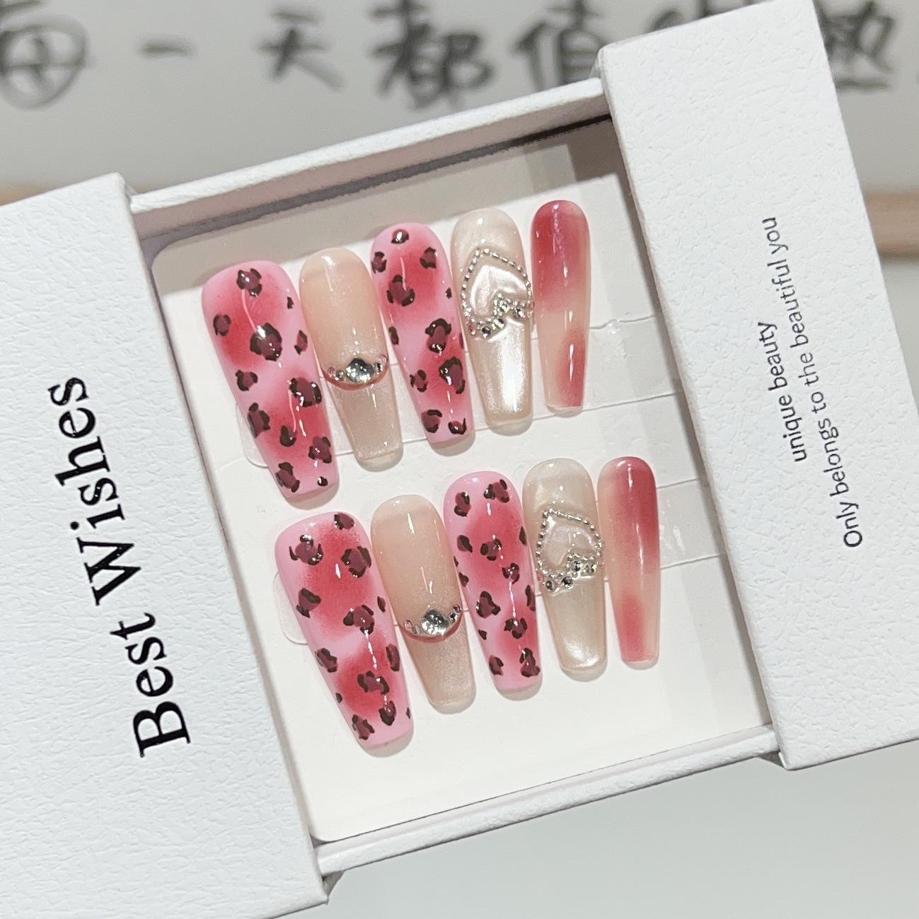 

Персонализированная носимая броня ручной работы, милая и крутая, для горячей девушки, розовый леопардовый принт, кошачий глаз, гвозди, шторка из бусин, любовь, съемные бриллиантовые накладные ногти Large L