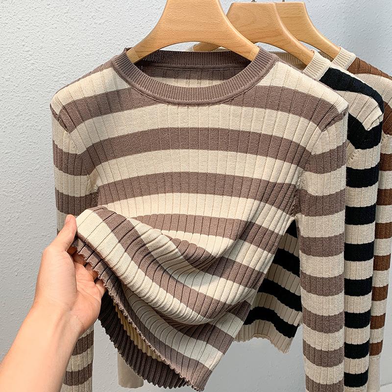 

Женский осенне-зимний вязаный свитер с контрастными полосками XL хаки