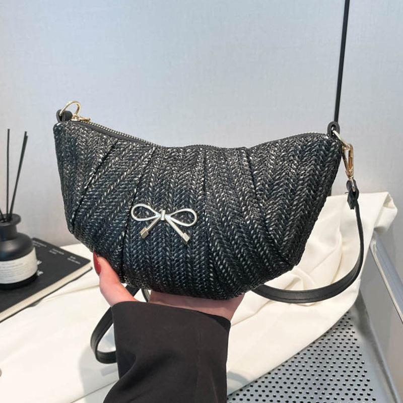 

Плетеная сумка с бантом женская новинка 2025 года летняя сумка через плечо нишевая модная симпатичная маленькая квадратная сумка чёрный