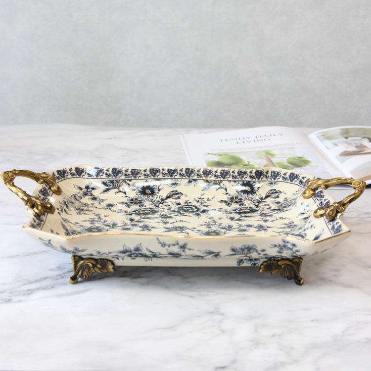 European-style Luxury Ceramic Fruit Tray with Handles Soft Ornaments High Quality Storage Trays Dried Fruit Plate