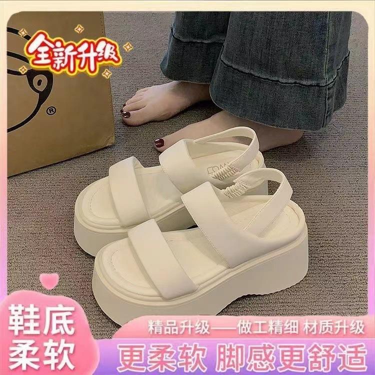 One word with muffin sole sandals women's summer 2025 new simple fashion small muffin platform beach shoes