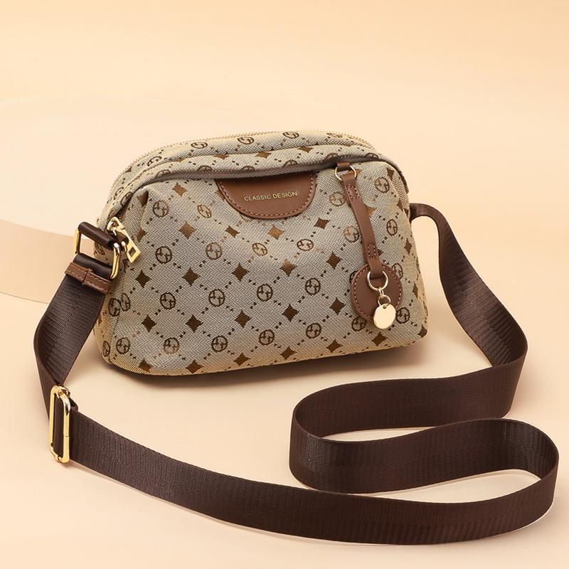 Bag women's new canvas bag messenger bag versatile shoulder small square bag is now popular pillow bag