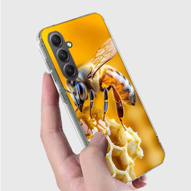 

Bees and Honey in the Honeycomb Phone Case for Samsung A16 A26 A36 A56 A17 A37 A57 A07 A06 A02S A03 A04S A05S Galaxy Note 20 10 Samsung A31