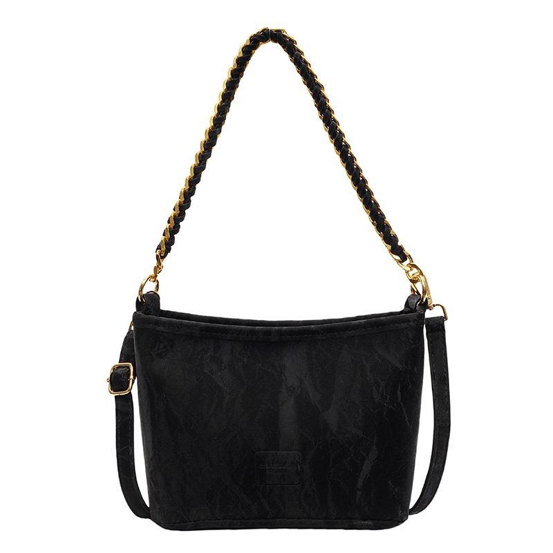 Premium sense portable bucket bag women's new versatile messenger bag niche design commuter shoulder bag