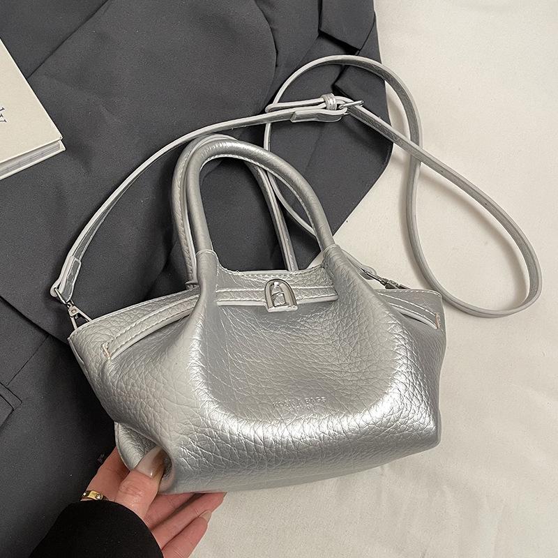 

Hot Sale Premium Lychee Pattern Folds Portable Vegetable Basket Bag Small Casual Versatile Crossbody Mother Bag Female