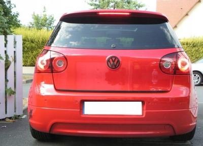 VW GOLF V 5 HB – Schwarzer STREIFEN für das Klappentuning