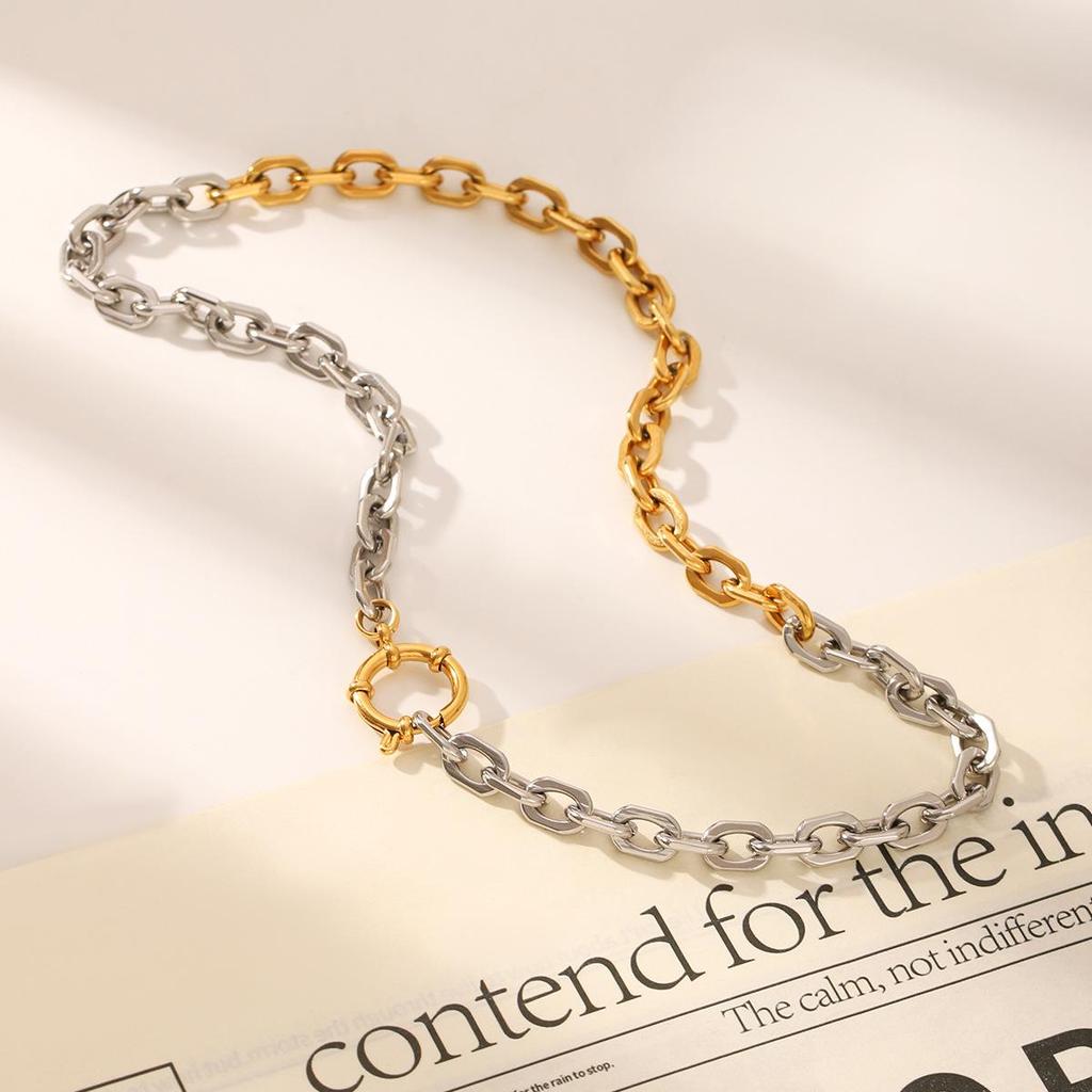 18k Gold and Silver Round Necklace: Minimalist High-End Jewelry for Women