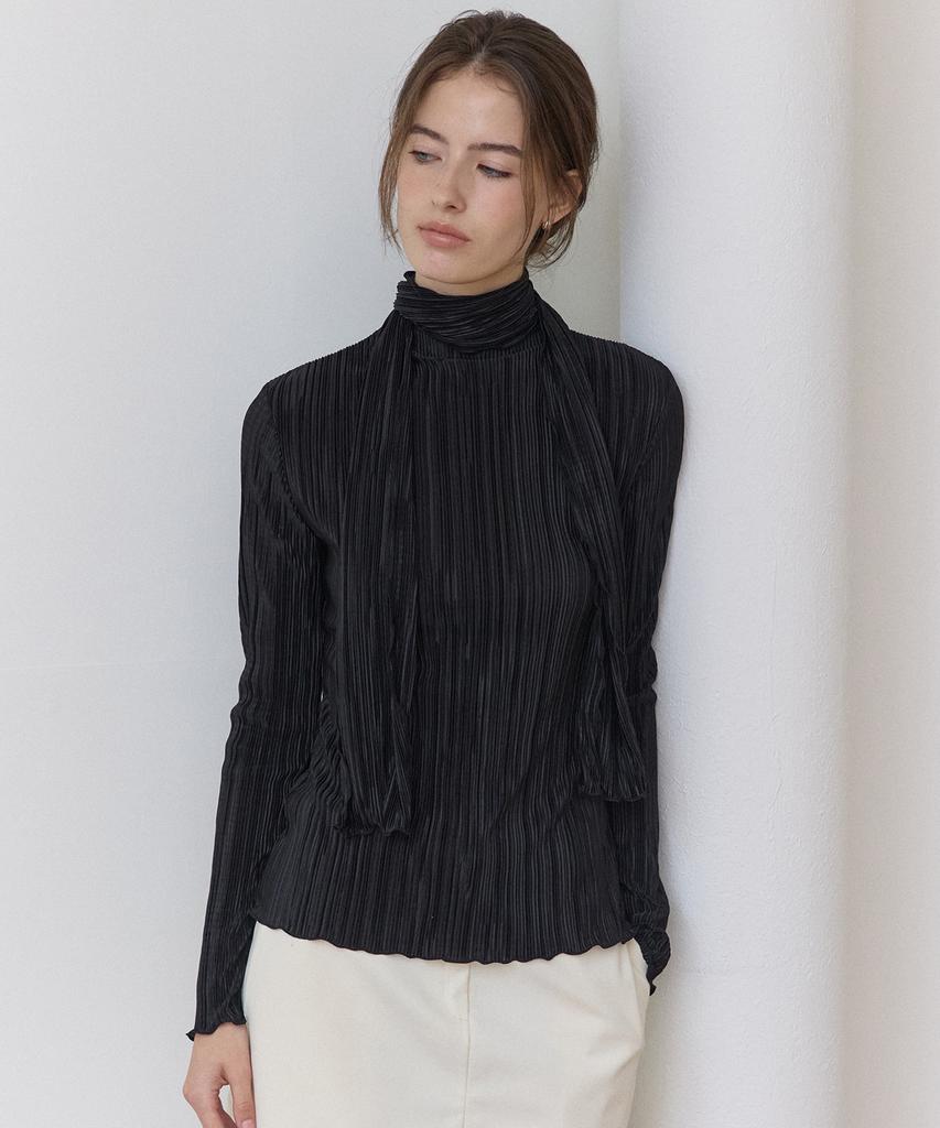 OURHOPE [Scarf Set] Half-Neck Pleated Blouse - Black