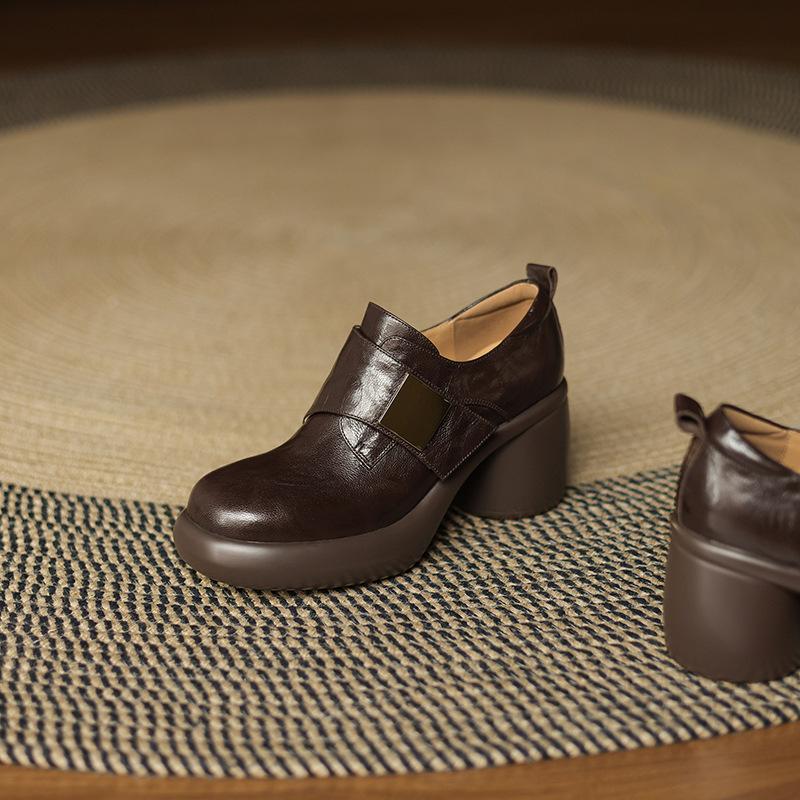 

7СМ весна новая круглая голова толстая подошва кожаные туфли-лодочки~ 2025 водонепроницаемые туфли-лодочки с глубоким вырезом на высоком каблуке с металлической пряжкой 39 коричневый