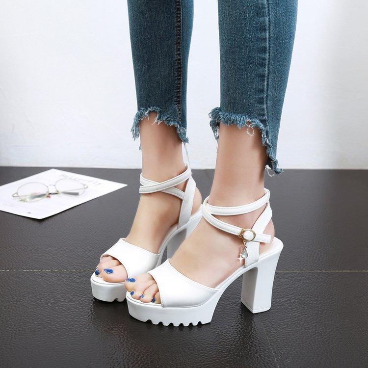 

Женские босоножки повседневные высокие каблуки 2024 лето новые толстые каблуки женские босоножки с ромбовидным узором в форме рыбьего рта обувь для женщин 37