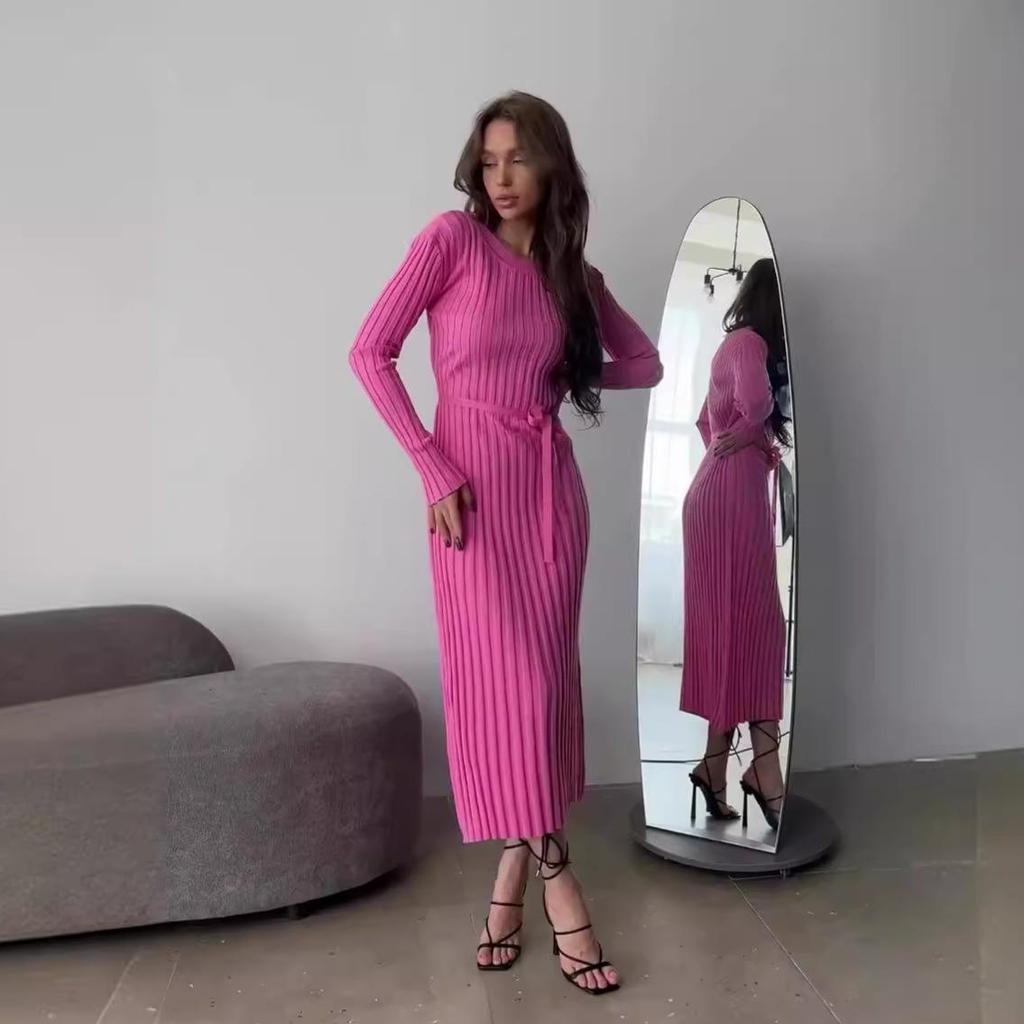 2024 Autumn Women's Solid Color Slim Fit Knitted Long Dress with Round Neck