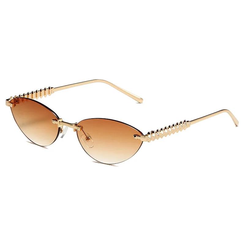 

INS Trendy Cat Eye Sun Glasses Glasses Men and Ladies Durable Metal Metal Rivet Leg Sun Eyeglasses Luxury Outdoor Sports Eye Protection As shown