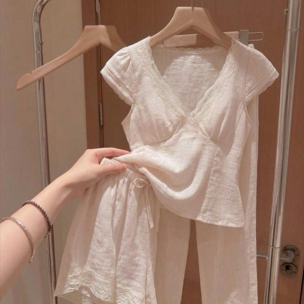 Short-sleeved Shorts with Chest Pads, Pajamas for Women's Summer New Large-size Pure Lust Lace Loungewear Three-piece Set