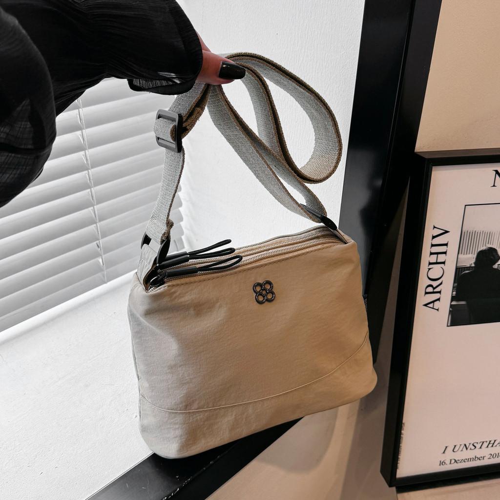 Stylish Vintage Canvas Shoulder Bag Unisex Design Lightweight Waterproof Crossbody