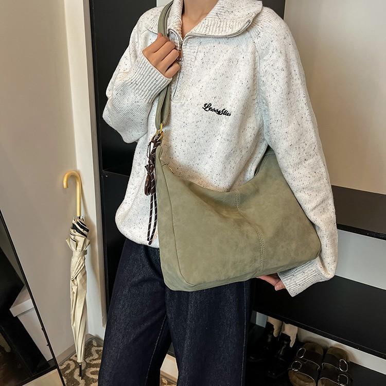 Bag Women's Tote Bag Large Capacity Autumn and Winter Crossbody New Versatile University Student Shoulder Bag