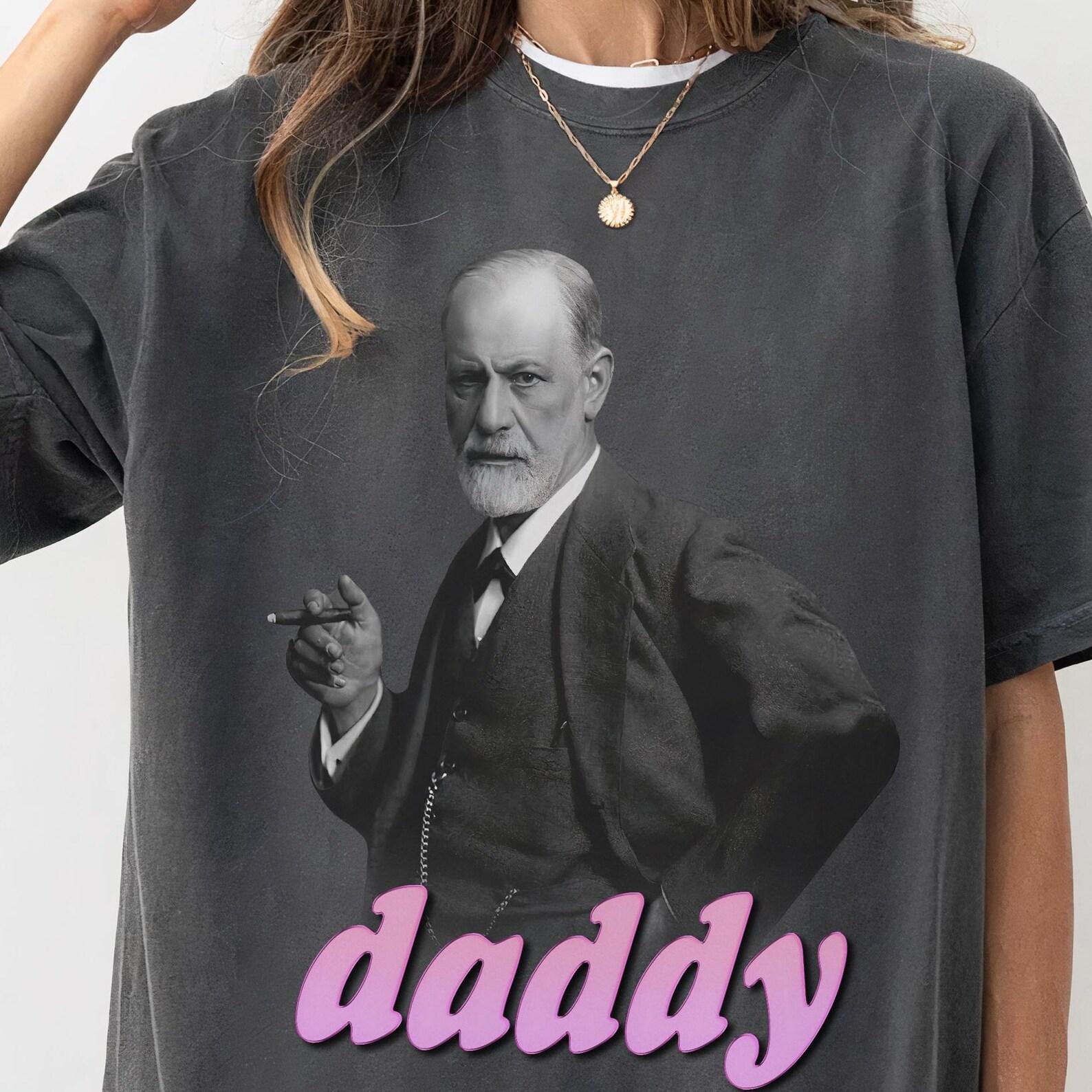 Comfort Colors Sigmund Freud Daddy T-Shirt: Funny Psychology Meme Tee XL
