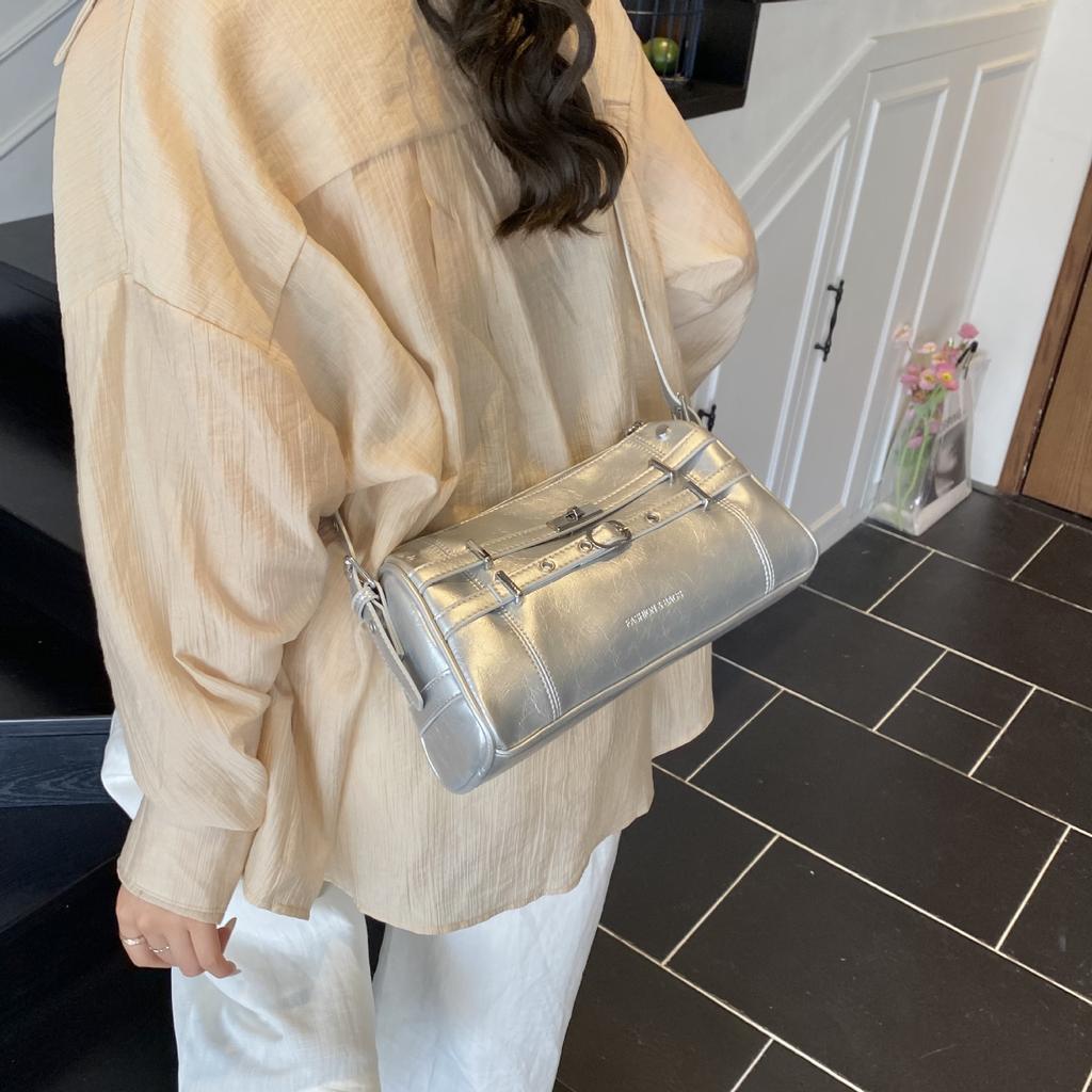 Small Bag Women's New Fashion Commuter Messenger Bag