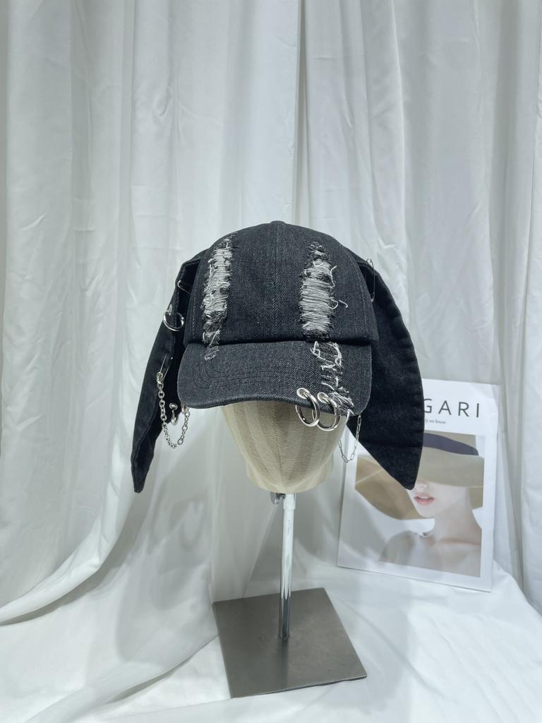 Y2K Metal Chain Rabbit Ear Cowboy Baseball Cap, Men's and Women's Personalized Perforated Duckbill Cap