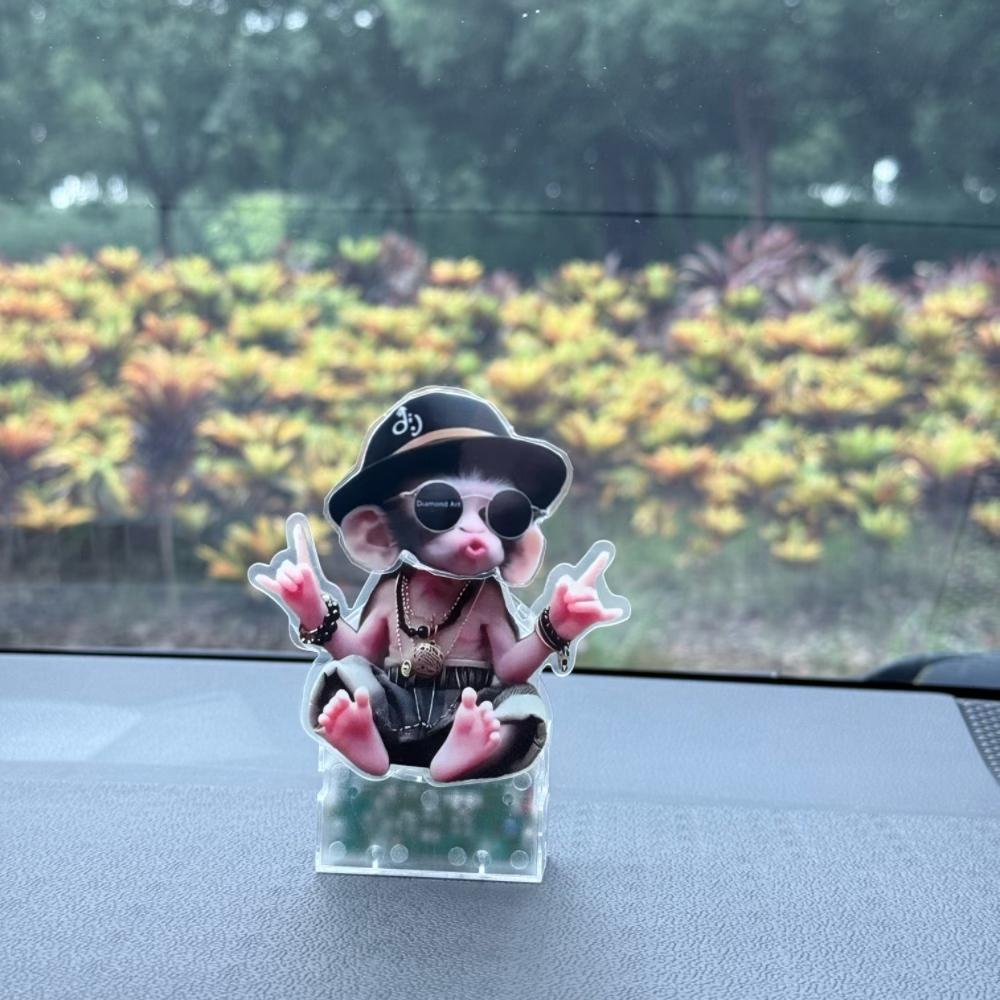 Solar and Battery Dual-purpose Cute and Cool Shaking Head Ornament Toy,suitable for Car Dashboard Decoration,office,home Decoration,decompression Toys