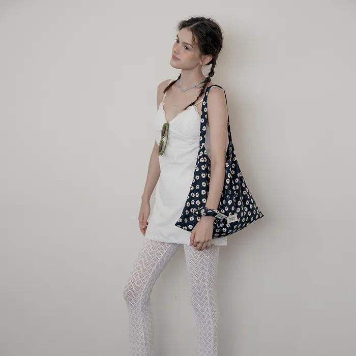 Floral eco bag _ black
