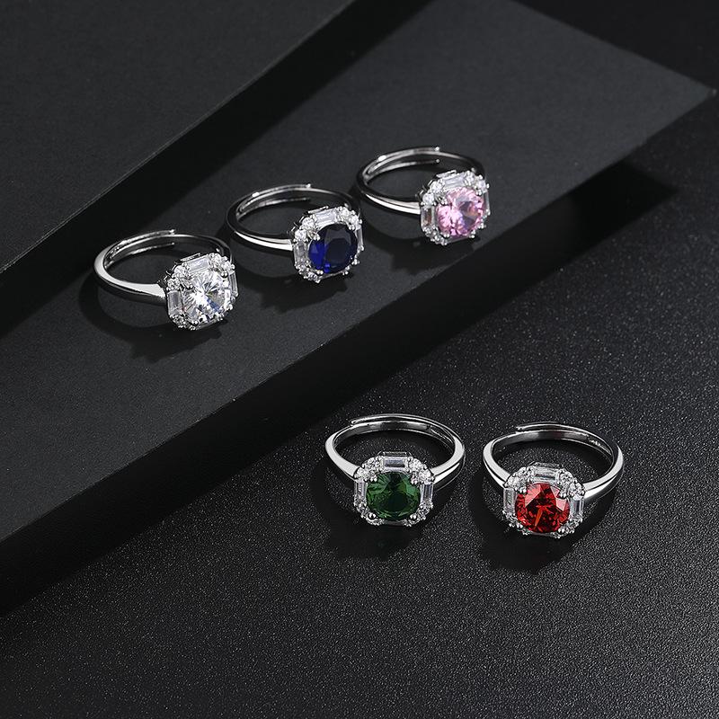Damen Luxus Minimalistischer Quadratischer Ring mit bunten Zirkonia-Inlays