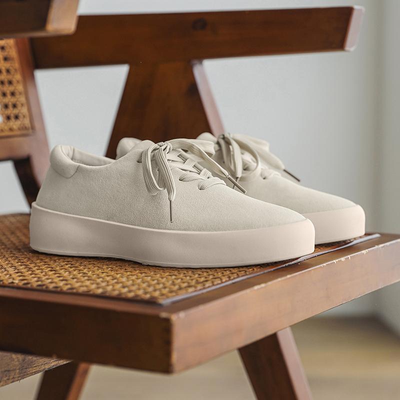 Fashion 2025 New Men's Suede Casual Shoe Comfortable Lace -Up Soft -Soled Walking Shoe Anti-Slip And Wear-Resistant Trendy Driving Shoes