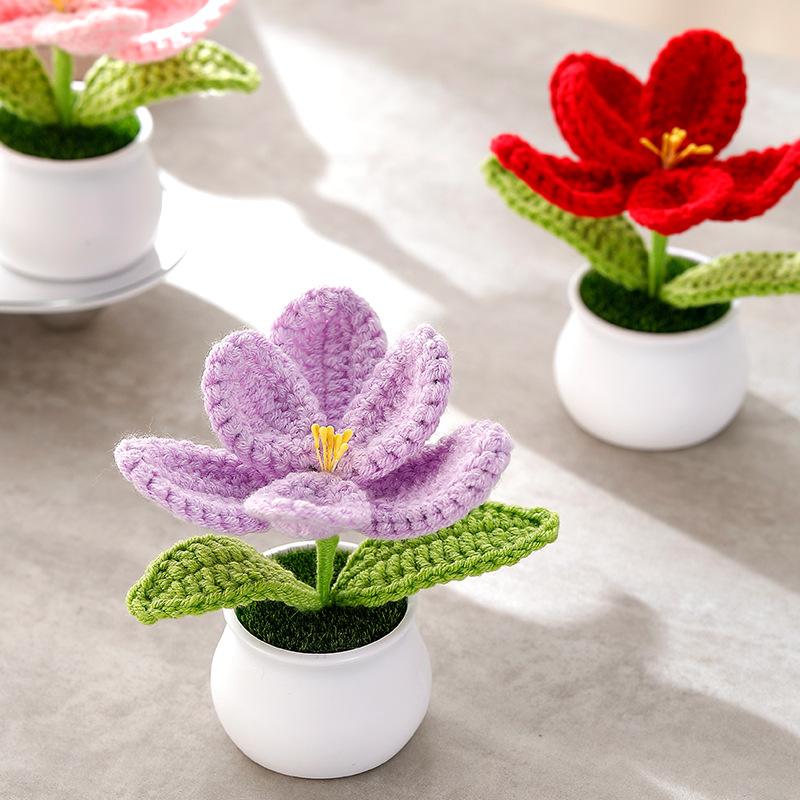 Knitting Tulip Flowers with Potted Cute Crochet Flower Fake Plant Party Gift Home Decor Tulip Woven Flower
