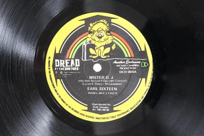 12inch Record EARL SIXTEEN GILLY BUCHANAN Mister D.j. Ghetto Youths DCD004 DREAD AT THE CO 1981 UK Reggae Ska Dub Used