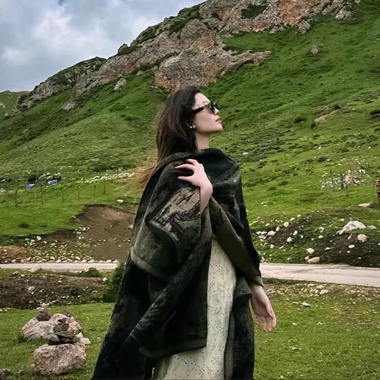 Autumn & Winter Women's Shawl: Xinjiang & Tibet Travel Cape, Thick Western Sichuan Outerwear Cloak