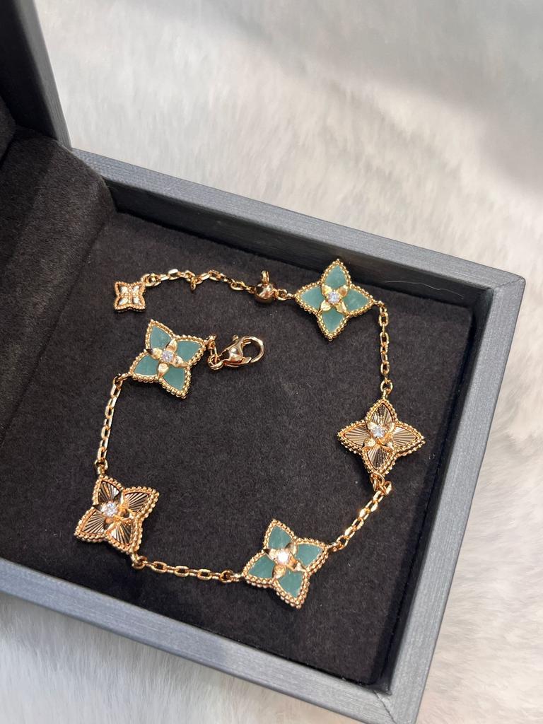 Light Luxury Powder Shell Purple Chalcedony Laser Four-Leaf Clover Five-Flower Bracelet Retro Court Style Sweet Temperament Necklace