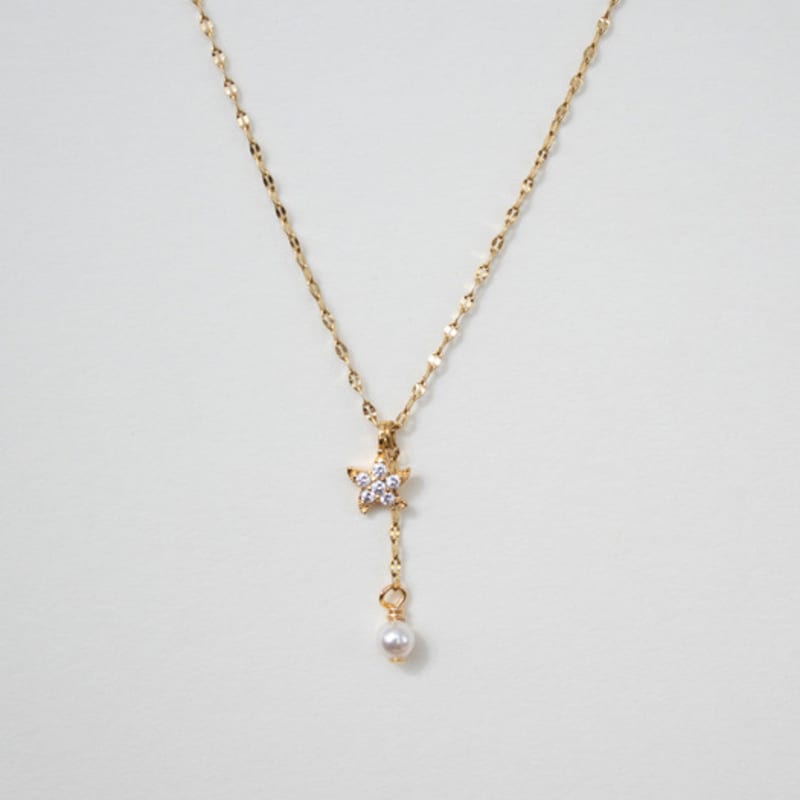 MERRYMOTIVE Shining Star and Drop Pearl Necklace