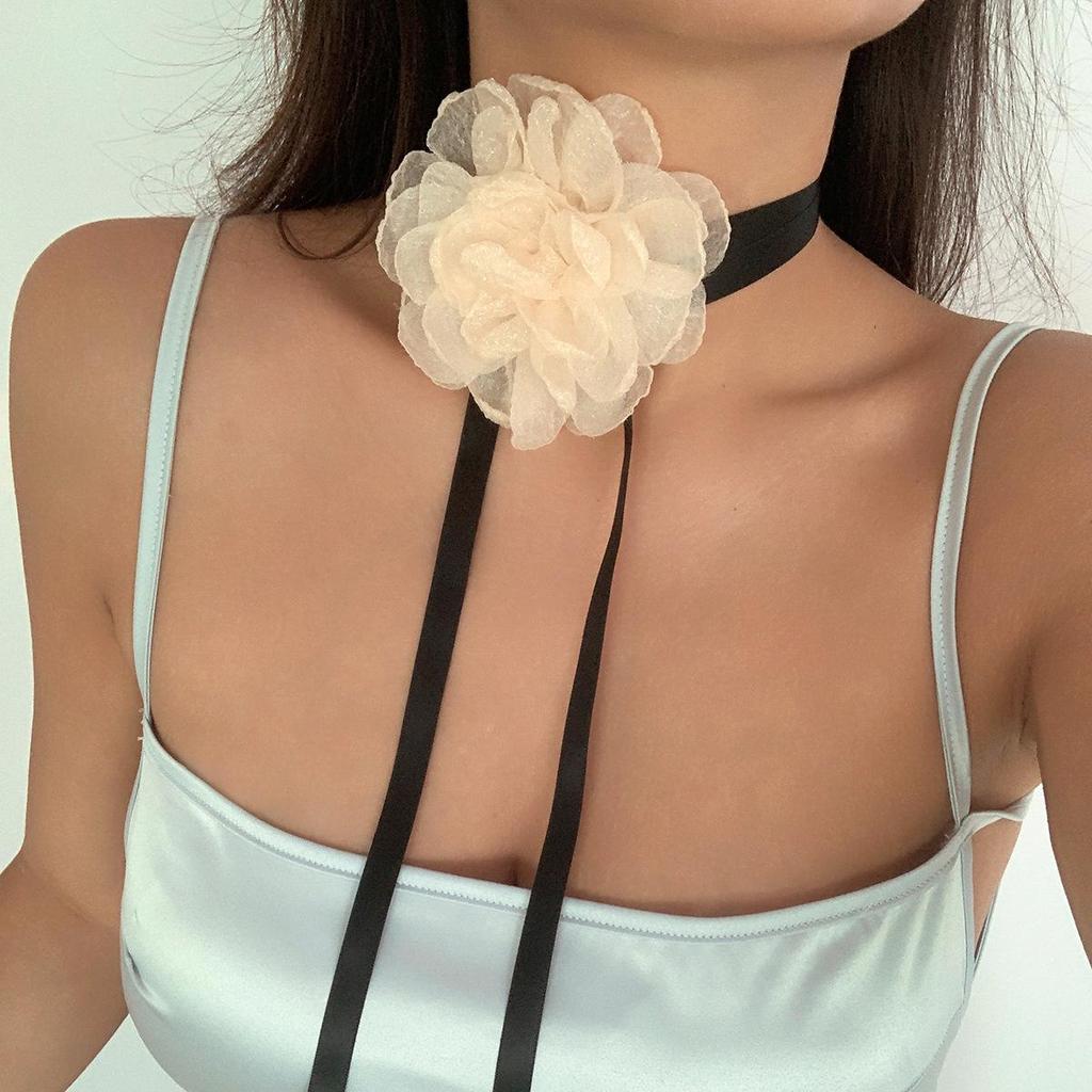 Retro Floral Fabric Choker with Tassel Necklace
