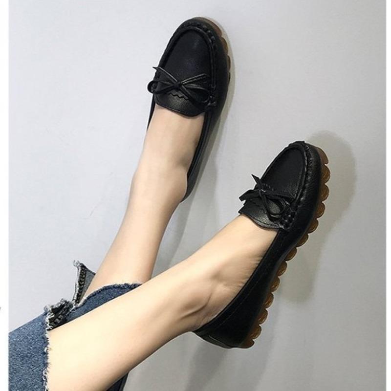 Fashion Women Flats Ballet Shoes Woman Cut Out Leather Breathable Moccasins Women Boat Shoes Ballerina Ladies Casual Shoes Sneakers