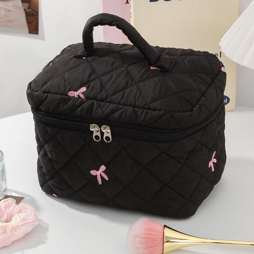 Black Women Portable Makeup Bag Large Capacity Pink Bow Quilting Cosmetic Pouch Ladies Travel Toiletry Storage Bag