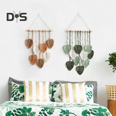 Decorazione da parete Grande Boho Macrame Filato fatto a mano Tessuto Wall Art Foglia Arazzo Appeso a parete con piume finte per la decorazione domestica