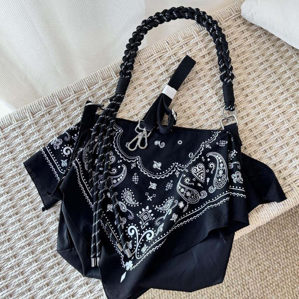 Cashew Print Nylon Canvas Lazy Wind Large Capacity Shoulder Messenger Bag Literary And Casual Tote Bag