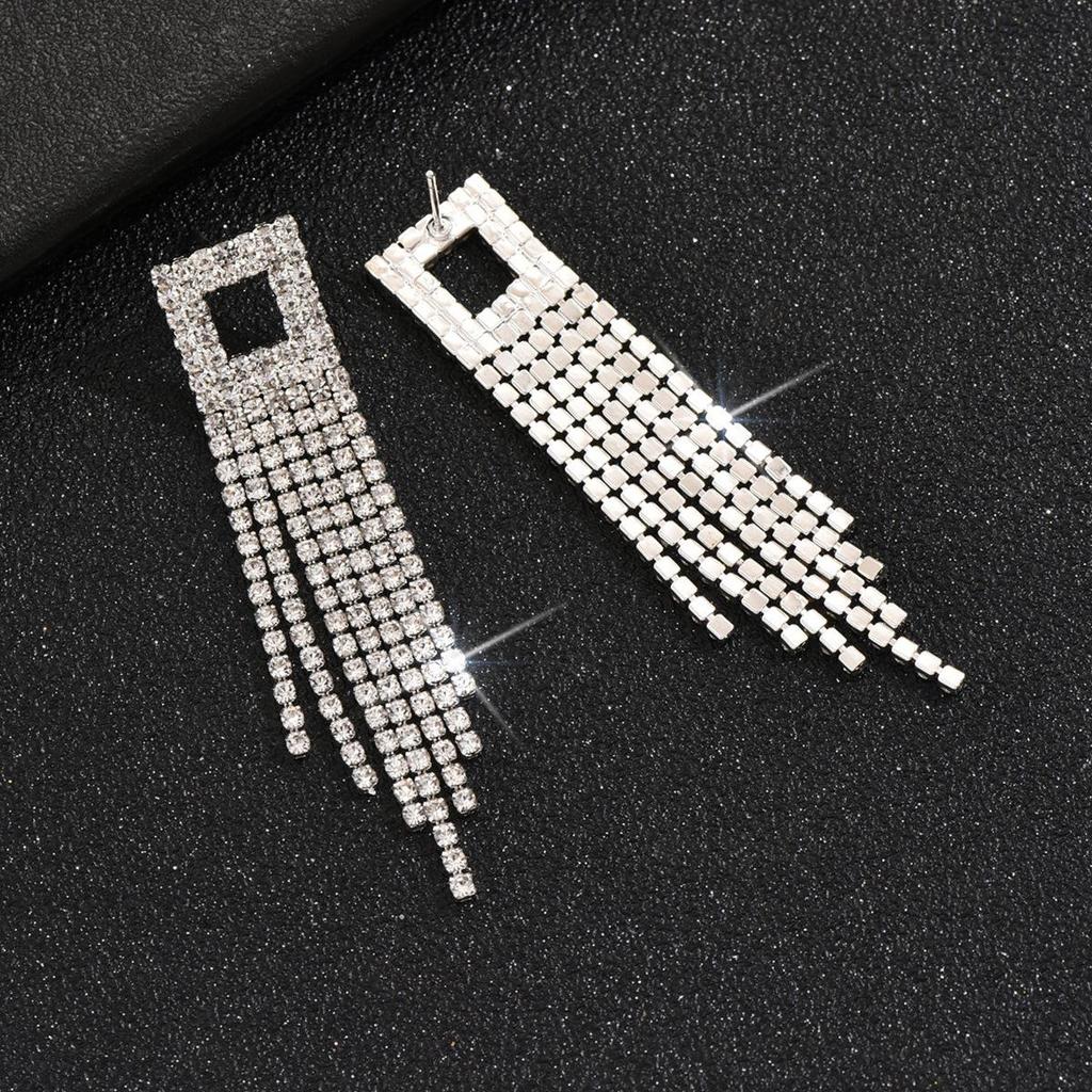 Grenzüberschreitende Lange Strassquasten-Ohrringe - Herzstecker, Europäisch/Amerikanischer Stil, Super Glitzernd