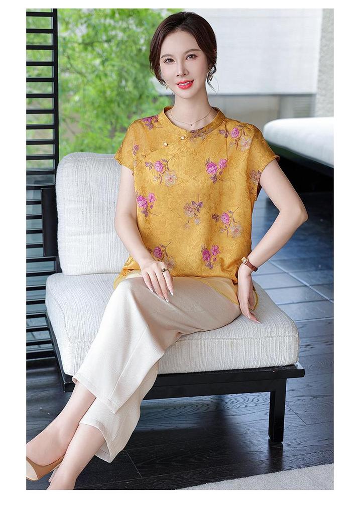 2026 New Chinese Style Summer Top for Middle-aged and Elderly Women - Stylish Small Shirt Set