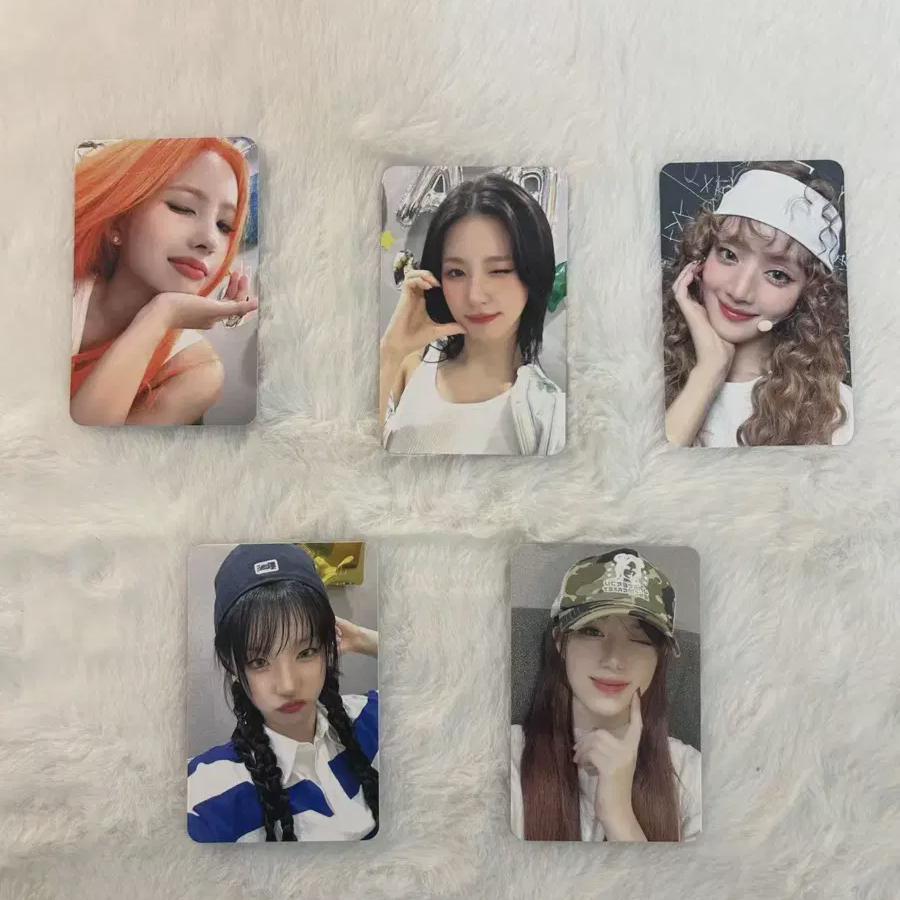 Gidle Sway Fansign Photocard Set/30,000 Won