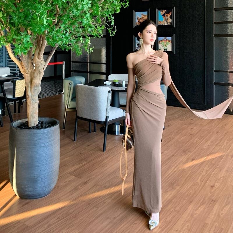 French Retro Braided Mesh Hollow Splicing Slanted Shoulder Dress Slim Dress Long Dress