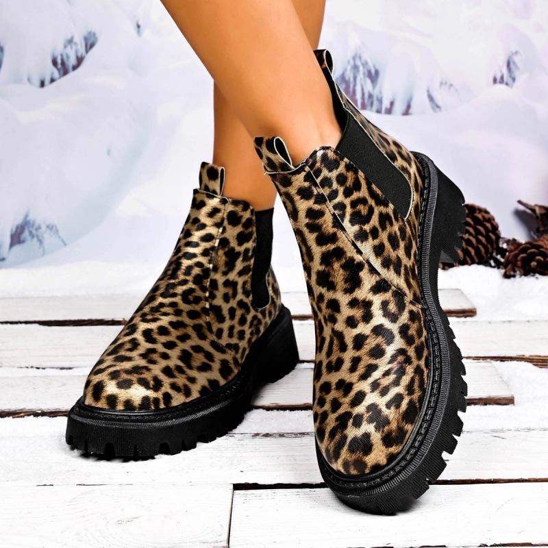 Large size Martin boots New European and American leopard print single boots casual boots in autumn and winter